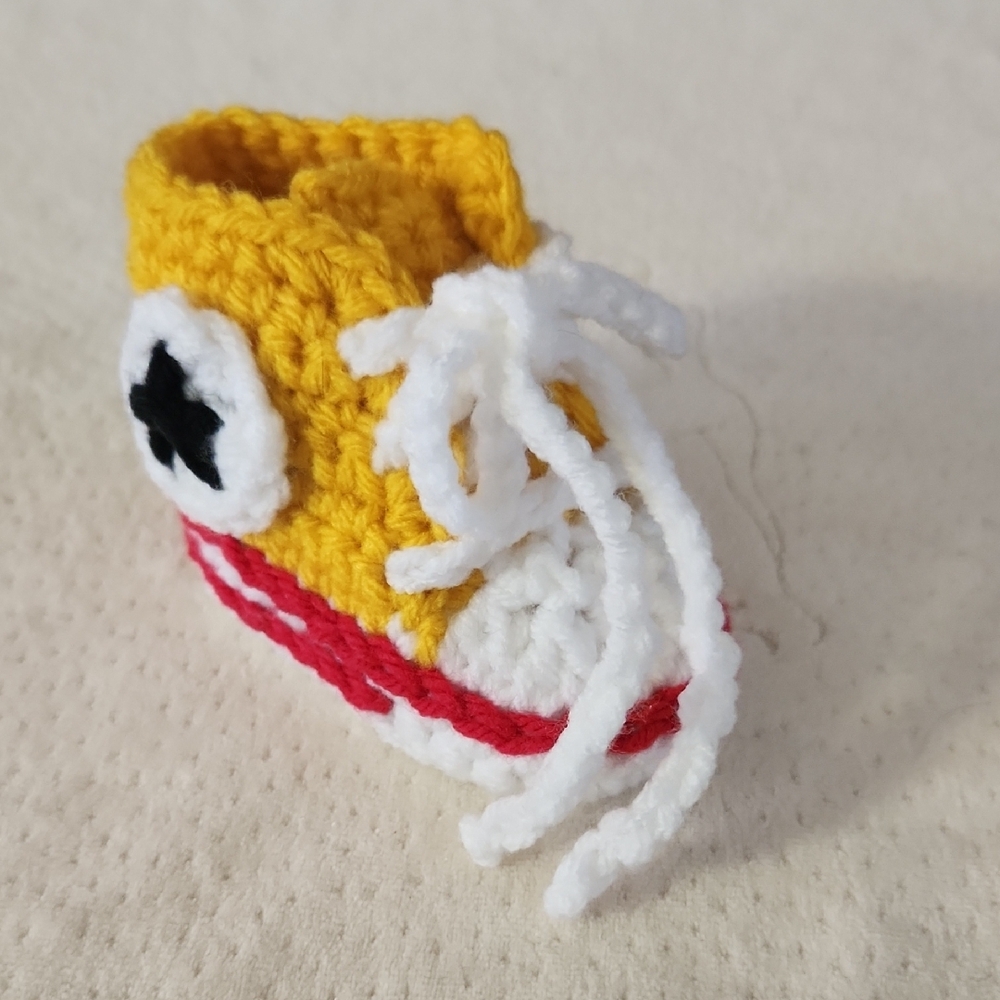 Handmade Yellow and White Baby Booties